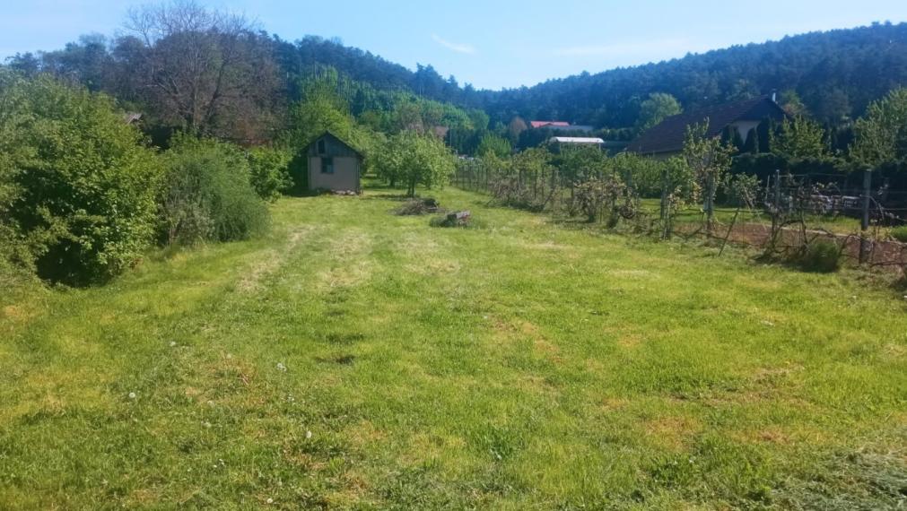 SUPER CENA - Stavebný pozemok  1213 m2 obec BRODZANY