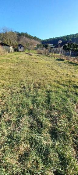 SUPER CENA - Stavebný pozemok  1213 m2 obec BRODZANY