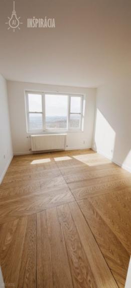 Rezervované...Exkluzívne na predaj 1i byt v centre mesta Bánovce n/B