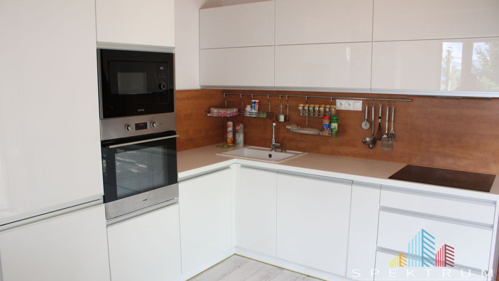 SPEKTRUM REALITY- Na predaj kompletne rekonštruovaný rodinný dom s pozemkom  1043 m2, Veľká Lehôtka, okres Prievidza