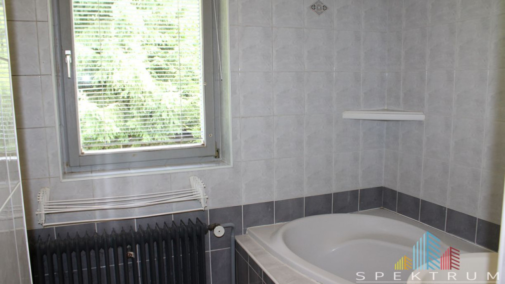 SPEKTRUM REALITY- Na predaj kompletne rekonštruovaný rodinný dom s pozemkom  1043 m2, Veľká Lehôtka, okres Prievidza