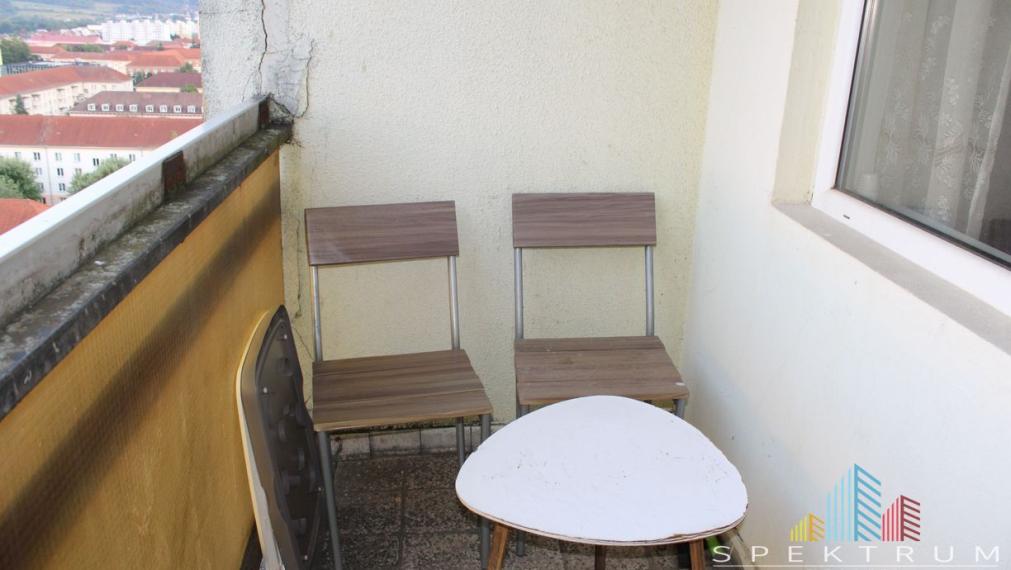 EXKLUZÍVNE-SPEKTRUM REALITY- Na Predaj garsónka 23 m2 s loggiou, Žiar nad Hronom, Etapa