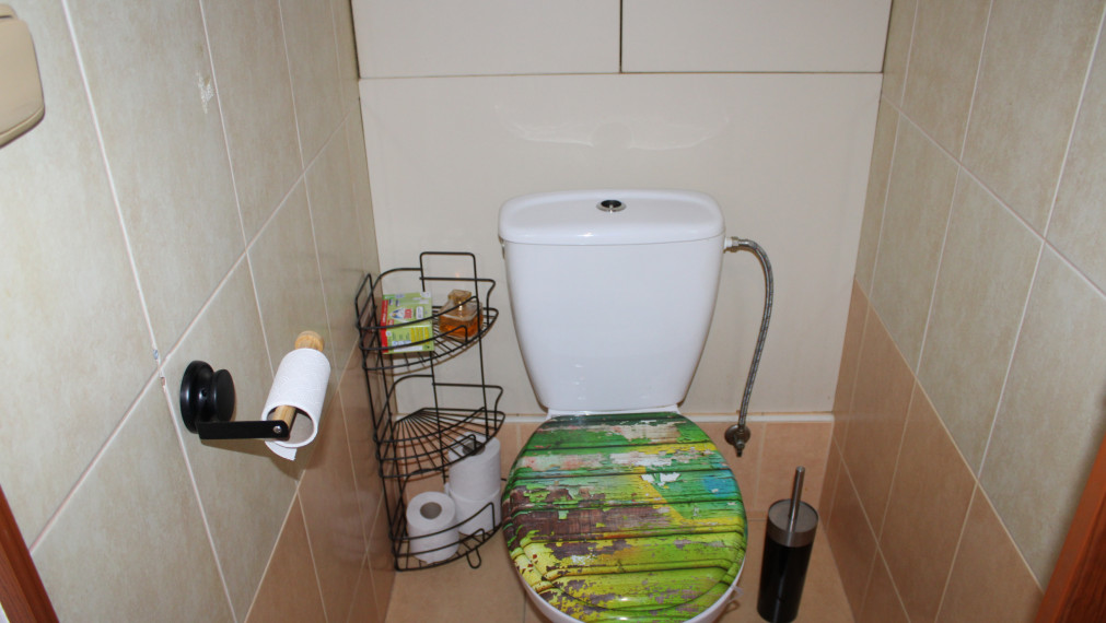 EXKLUZÍVNE-SPEKTRUM REALITY- Na Predaj kompletne rekonštruovaný 3-izbový  byt, 64 m2 s loggiou, Handlová