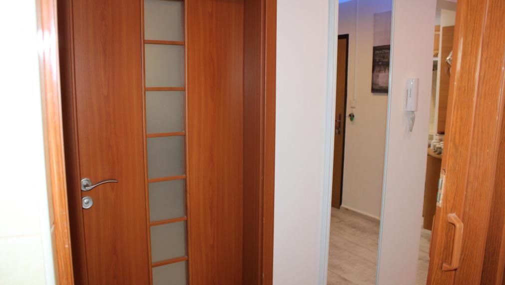 EXKLUZÍVNE-SPEKTRUM REALITY- Na Predaj kompletne rekonštruovaný 3-izbový  byt, 64 m2 s loggiou, Handlová