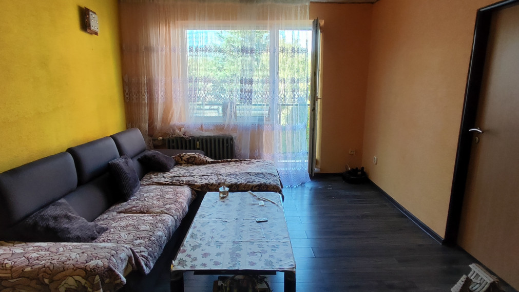 EXKLUZÍVNE-SPEKTRUM REALITY- Na Predaj  3-izbový byt, 65 m2 s balkónom, Handlová