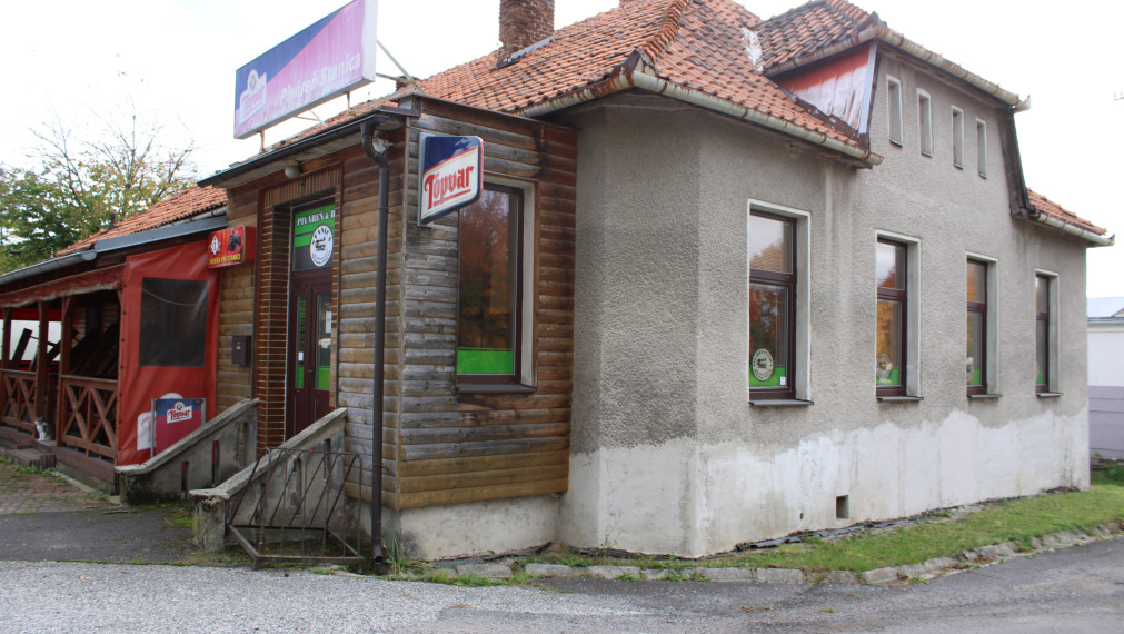 SPEKTRUM REALITY- Na predaj Rodinný dom/ objekt na podnikateľské účely s pozemkom 800 m2, Nitrianske Pravno, okres Prievidza