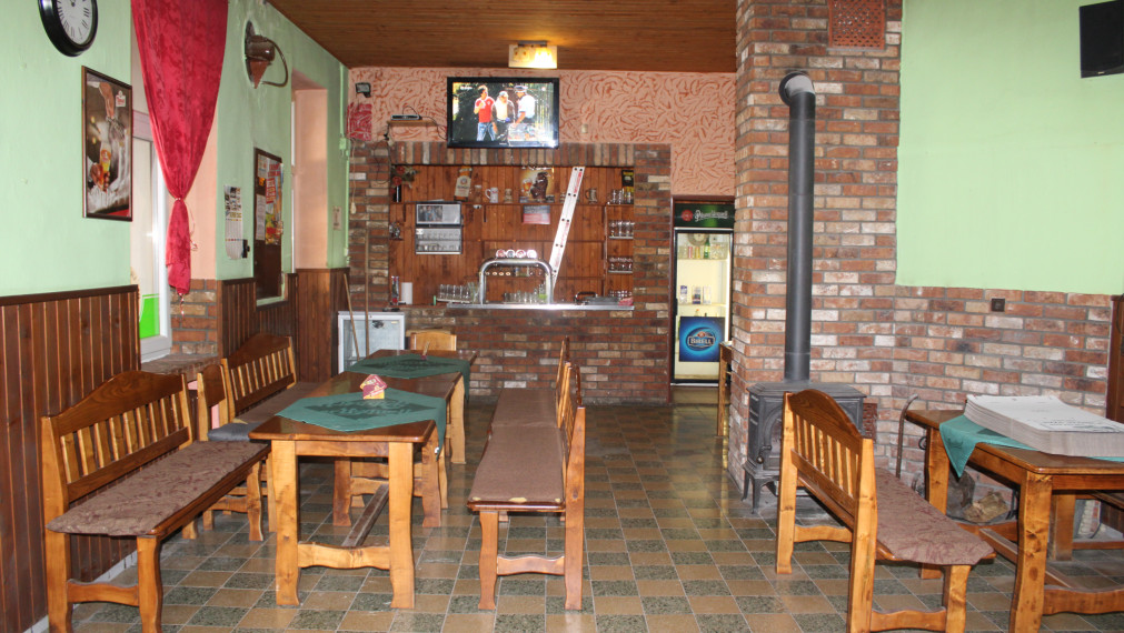 SPEKTRUM REALITY- Na predaj Rodinný dom/ objekt na podnikateľské účely s pozemkom 800 m2, Nitrianske Pravno, okres Prievidza