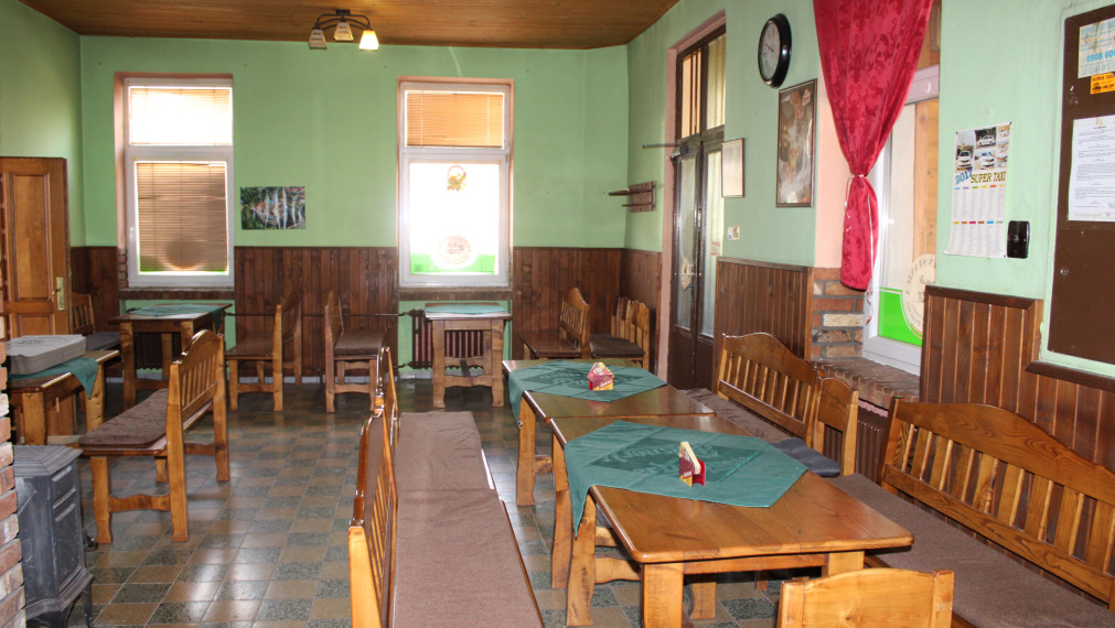 SPEKTRUM REALITY- Na predaj Rodinný dom/ objekt na podnikateľské účely s pozemkom 800 m2, Nitrianske Pravno, okres Prievidza