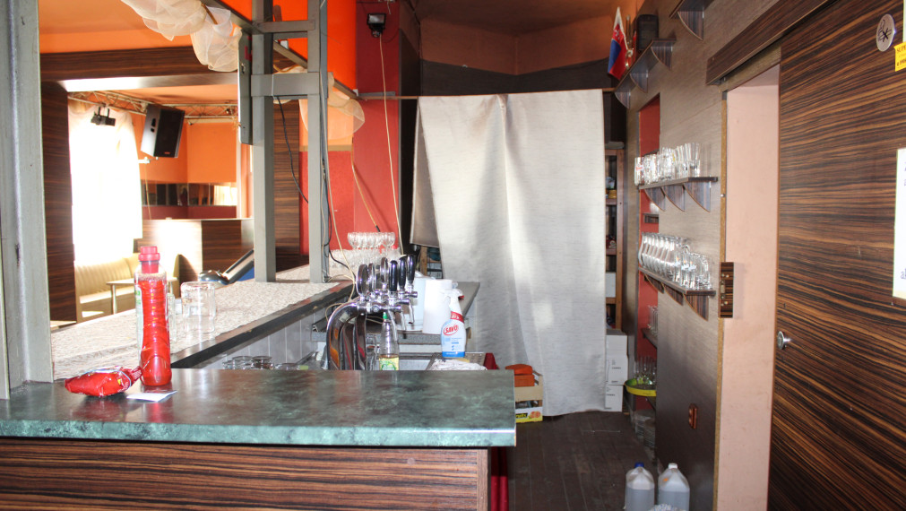 SPEKTRUM REALITY- Na predaj Rodinný dom/ objekt na podnikateľské účely s pozemkom 800 m2, Nitrianske Pravno, okres Prievidza