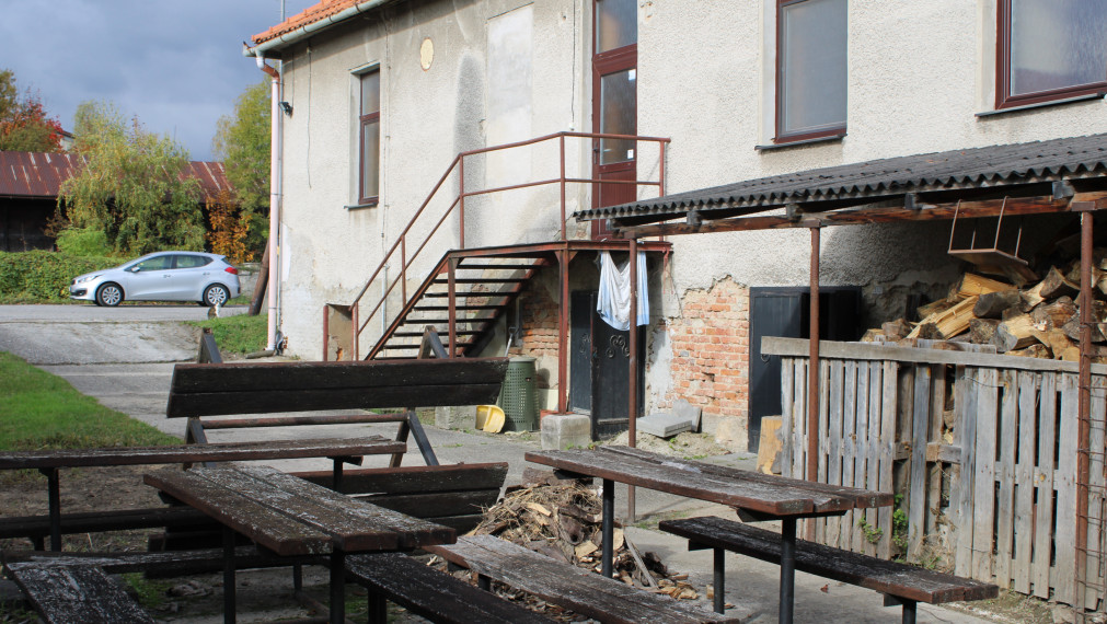 SPEKTRUM REALITY- Na predaj Rodinný dom/ objekt na podnikateľské účely s pozemkom 800 m2, Nitrianske Pravno, okres Prievidza