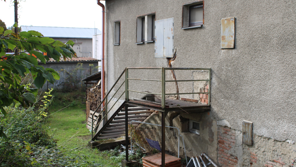 SPEKTRUM REALITY- Na predaj Rodinný dom/ objekt na podnikateľské účely s pozemkom 800 m2, Nitrianske Pravno, okres Prievidza