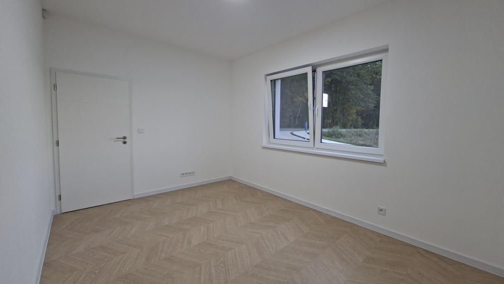 Exkluzívne iba u nás krásna novostavba v obci Uhrovec - dokončená