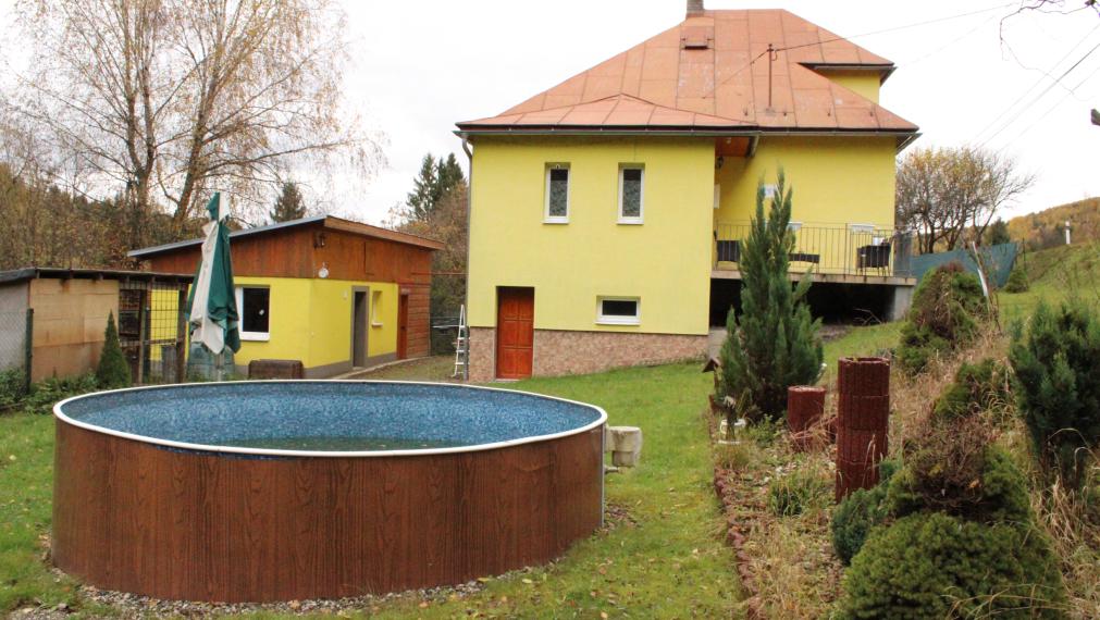 EXKLUZÍVNE-SPEKTRUM REALITY- Na predaj kompletne rekonštruovaný 4-izbový rodinný dom s pozemkom 701 m2, Vysoká nad Kysucou, okres Čadca