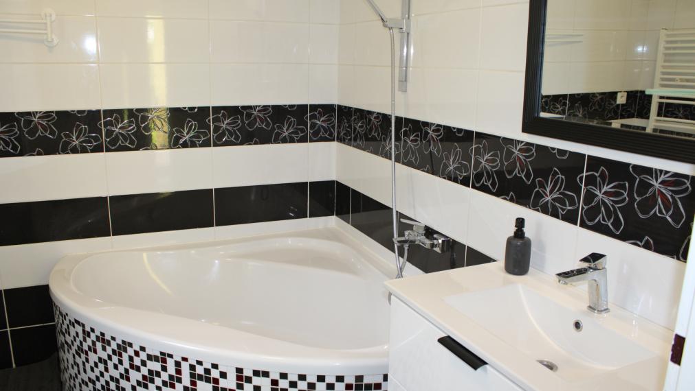 EXKLUZÍVNE-SPEKTRUM REALITY- Na predaj kompletne rekonštruovaný 4-izbový rodinný dom s pozemkom 701 m2, Vysoká nad Kysucou, okres Čadca