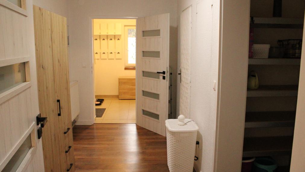 EXKLUZÍVNE-SPEKTRUM REALITY- Na predaj kompletne rekonštruovaný 4-izbový rodinný dom s pozemkom 701 m2, Vysoká nad Kysucou, okres Čadca