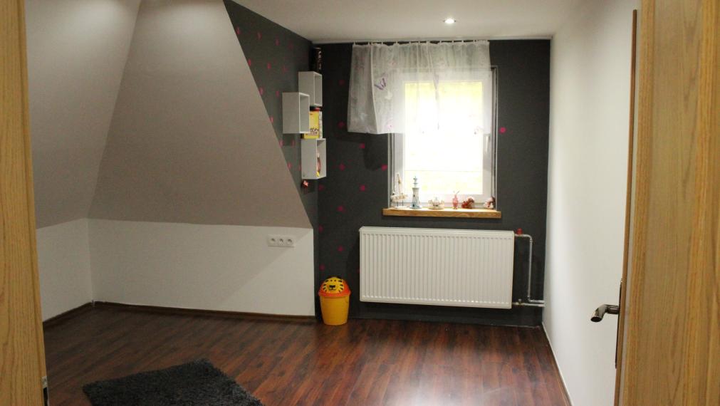 EXKLUZÍVNE-SPEKTRUM REALITY- Na predaj kompletne rekonštruovaný 4-izbový rodinný dom s pozemkom 701 m2, Vysoká nad Kysucou, okres Čadca