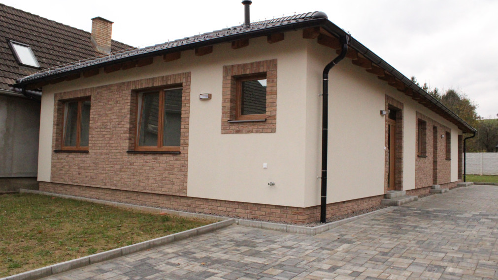 SPEKTRUM REALITY Vám ponúka na PREDAJ Novostavbu- 4-izbový rodinný dom v obci  Kľačno, okres Prievidza
