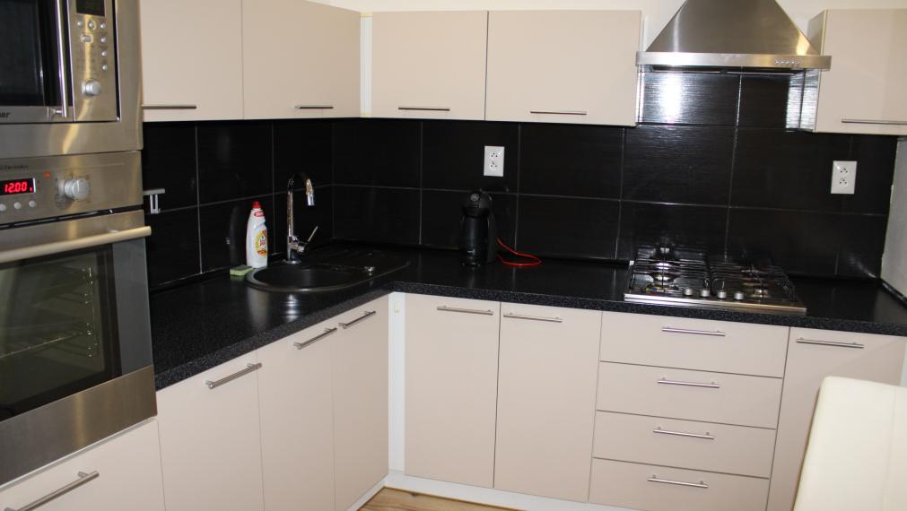 SPEKTRUM REALITY- Na PRENÁJOM veľkometrážny 2-izbový byt, 62.13 m2 s loggiou, ETAPA, okres Žiar Nad Hronom