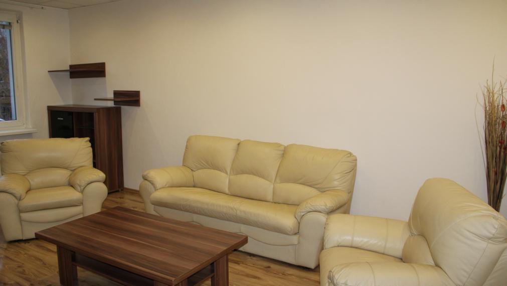 SPEKTRUM REALITY- Na PRENÁJOM veľkometrážny 2-izbový byt, 62.13 m2 s loggiou, ETAPA, okres Žiar Nad Hronom