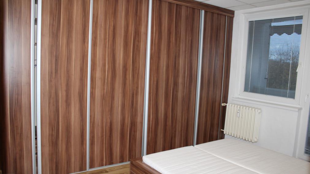 SPEKTRUM REALITY- Na PRENÁJOM veľkometrážny 2-izbový byt, 62.13 m2 s loggiou, ETAPA, okres Žiar Nad Hronom