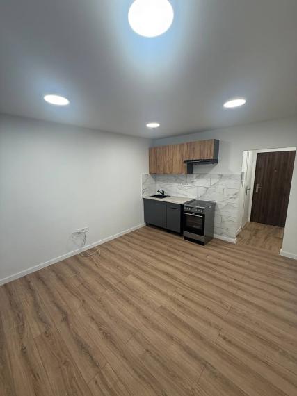 SPEKTRUM REALITY- Na PREDAJ komplet rekonštruovaná Garsónka 22 m2, Handlová, ul. Morovnianska cesta