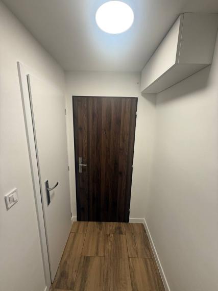 SPEKTRUM REALITY- Na PREDAJ komplet rekonštruovaná Garsónka 22 m2, Handlová, ul. Morovnianska cesta