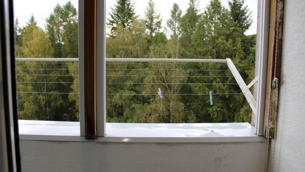 EXKLUZÍVNE-SPEKTRUM REALITY- Na Predaj kompletne rekonštruovaný 3-izbový  byt, 64 m2 s loggiou, Handlová