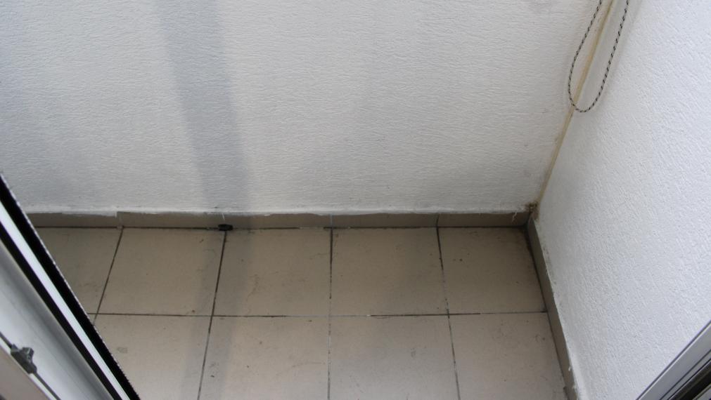 EXKLUZÍVNE-SPEKTRUM REALITY- Na Predaj kompletne rekonštruovaný 3-izbový  byt, 64 m2 s loggiou, Handlová