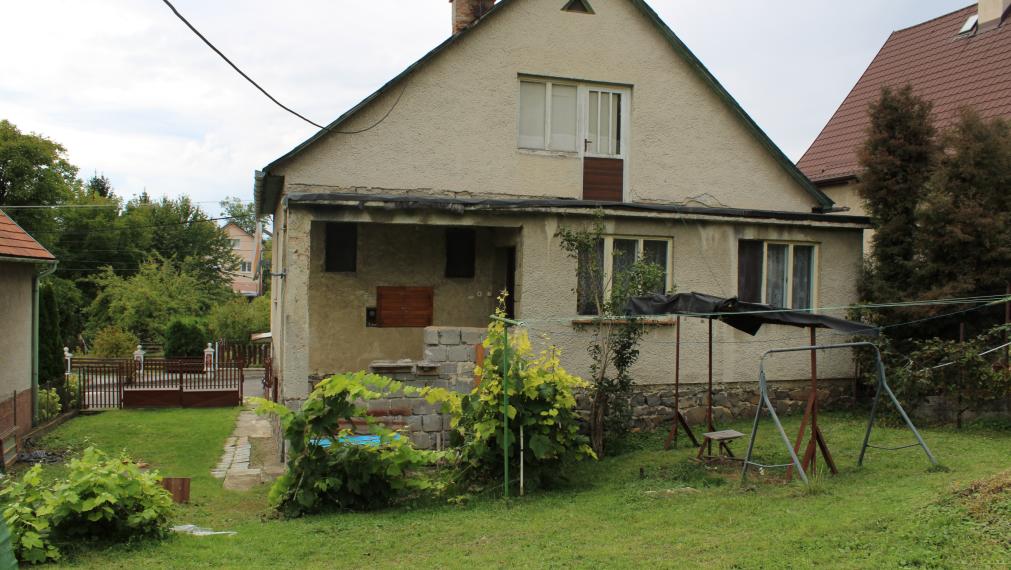 SPEKTRUM REALITY- Na predaj 4-izbový rodinný dom s pozemkom 720m2, Ráztočno, okres Prievidza