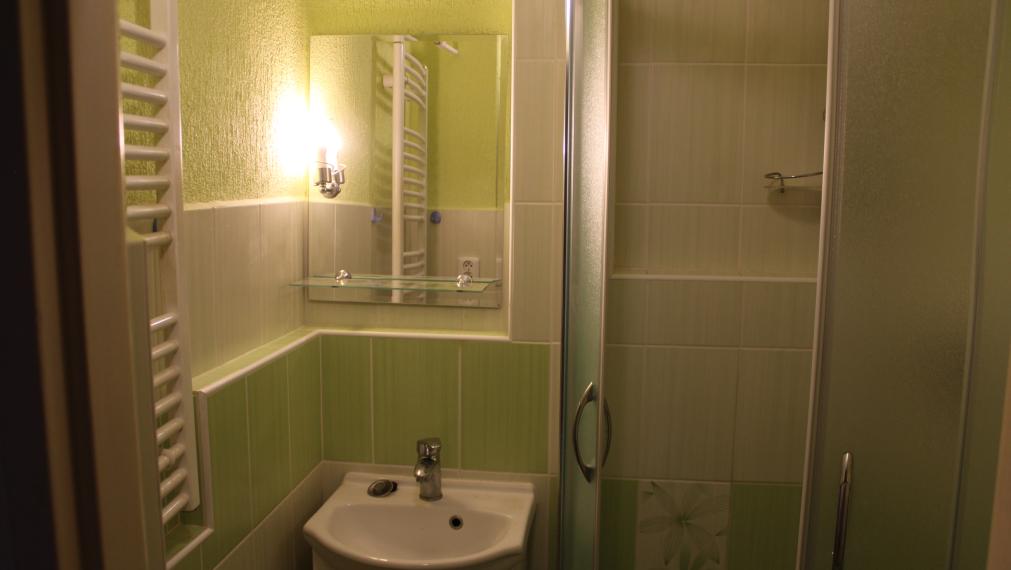 SPEKTRUM REALITY- Na Predaj 2-izbový byt, 57 m2, okres Prievidza, Staré Sídlisko