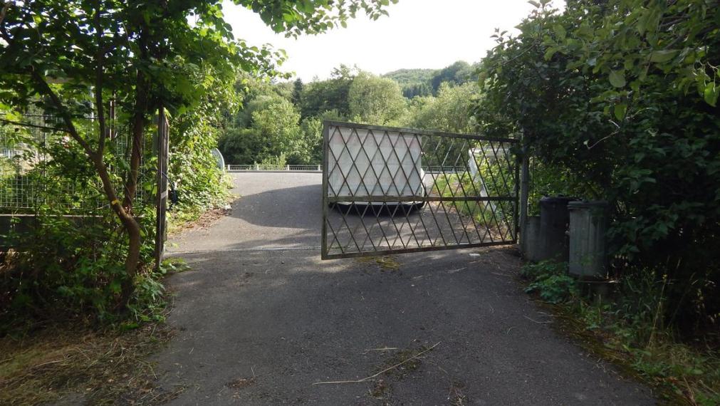 EXKLUZÍVNE-SPEKTRUM REALITY- Na predaj 5-izbový rodinný dom s pozemkom 1088 m2, Janová Lehota, okres Žiar nad Hronom