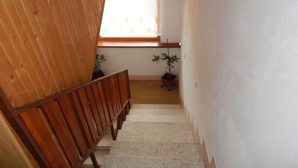 EXKLUZÍVNE-SPEKTRUM REALITY- Na predaj 5-izbový rodinný dom s pozemkom 1088 m2, Janová Lehota, okres Žiar nad Hronom