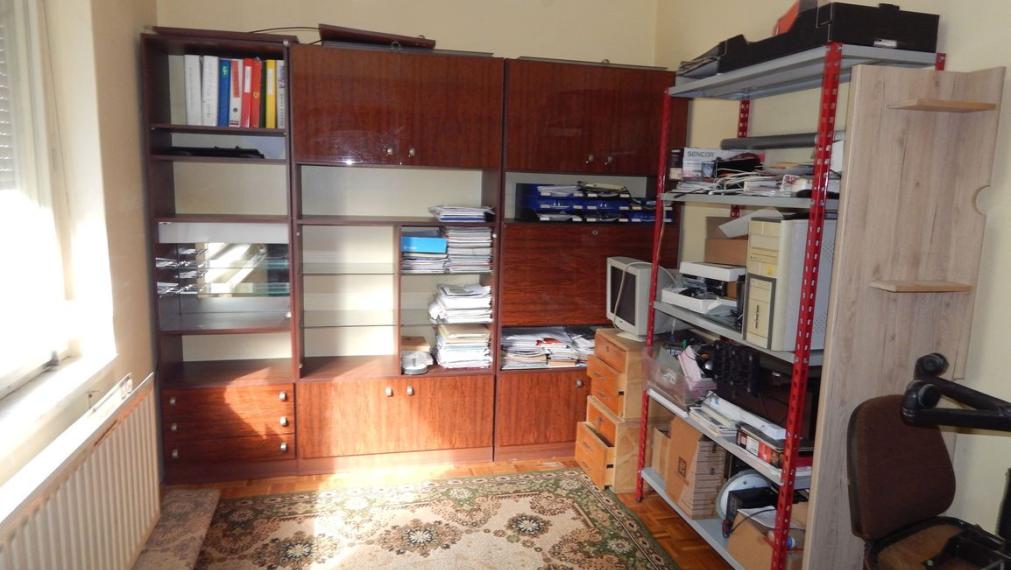 EXKLUZÍVNE-SPEKTRUM REALITY- Na predaj 5-izbový rodinný dom s pozemkom 1088 m2, Janová Lehota, okres Žiar nad Hronom