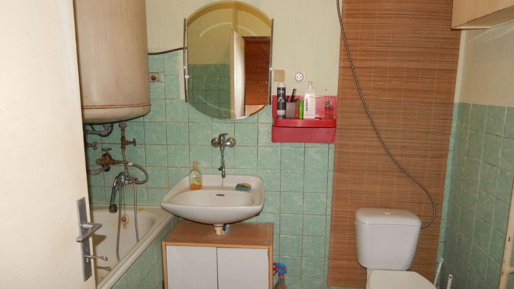 EXKLUZÍVNE-SPEKTRUM REALITY- Na predaj 5-izbový rodinný dom s pozemkom 1088 m2, Janová Lehota, okres Žiar nad Hronom