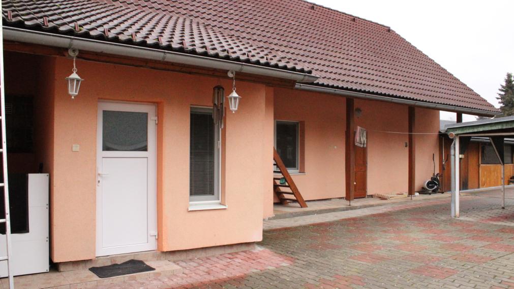 EXKLUZÍVNE-SPEKTRUM REALITY- Predaj  spoluvlastníckeho podielu- na rodinnom dome s pozemkom 666 m2, Lutila, okres Žiar nad Hronom