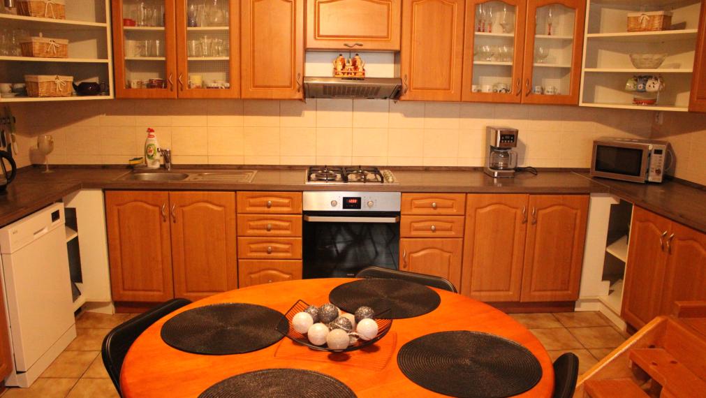 EXKLUZÍVNE-SPEKTRUM REALITY- Predaj  spoluvlastníckeho podielu- na rodinnom dome s pozemkom 666 m2, Lutila, okres Žiar nad Hronom