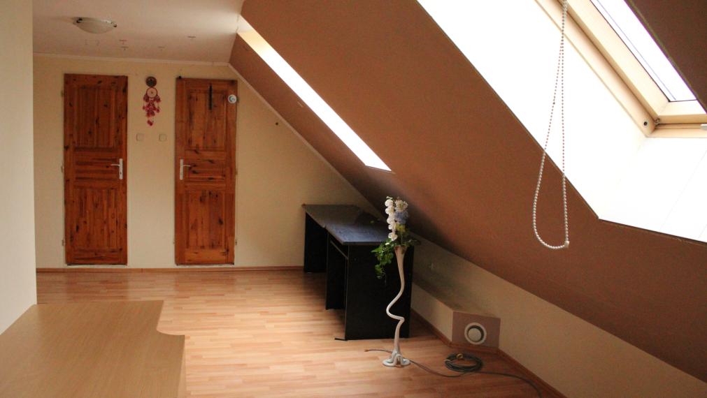 EXKLUZÍVNE-SPEKTRUM REALITY- Predaj  spoluvlastníckeho podielu- na rodinnom dome s pozemkom 666 m2, Lutila, okres Žiar nad Hronom