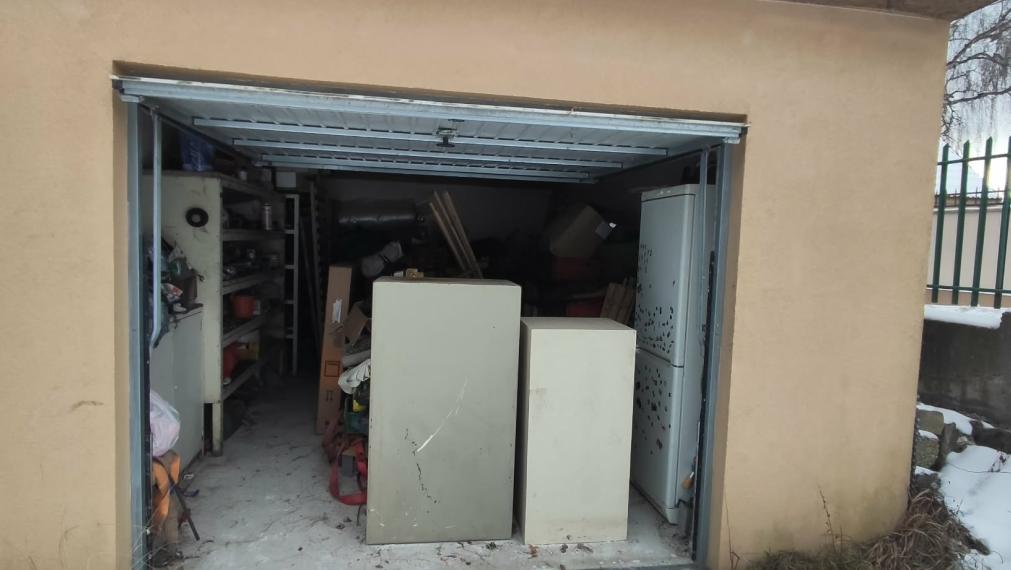 SPEKTRUM REALITY- Na Predaj moderná murovaná Garáž 24 m2, Handlová, okres Prievidza