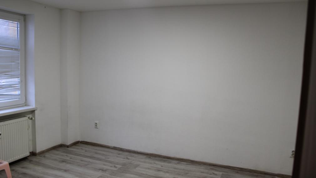 SPEKTRUM REALITY Vám ponúka na PREDAJ 2 -izbový byt 57 m2, Handlová ul. ČSA