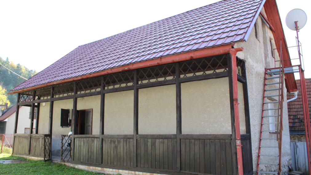 SPEKTRUM REALITY - Na Predaj  rodinný dom/ chalupa s pozemkom 819.38 m2 , Temeš, okres Prievidza