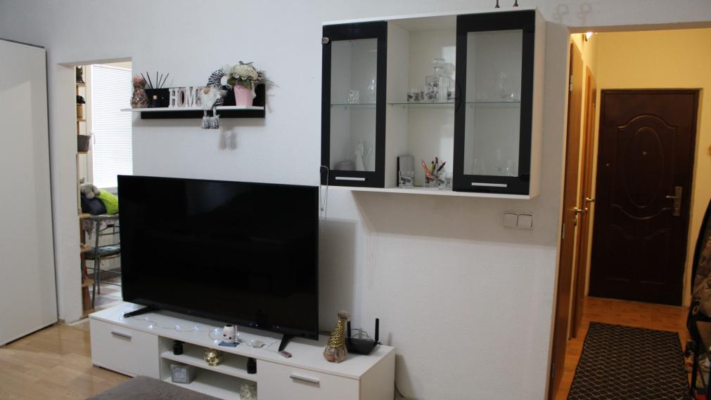 EXKLUZÍVNE-SPEKTRUM REALITY- Na Predaj 1-izbový byt, 39 m2, Kanianka, okres Prievidza