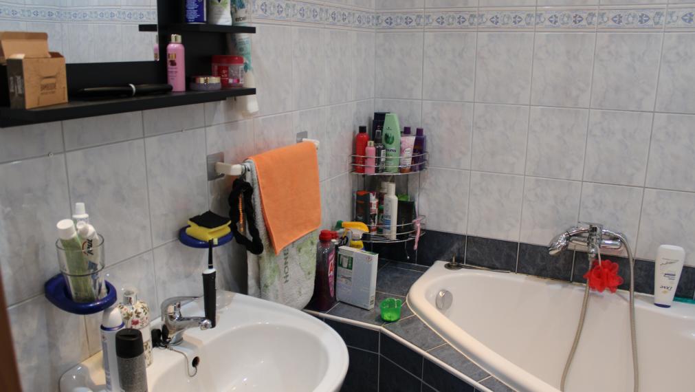 EXKLUZÍVNE-SPEKTRUM REALITY- Na Predaj 1-izbový byt, 39 m2, Kanianka, okres Prievidza