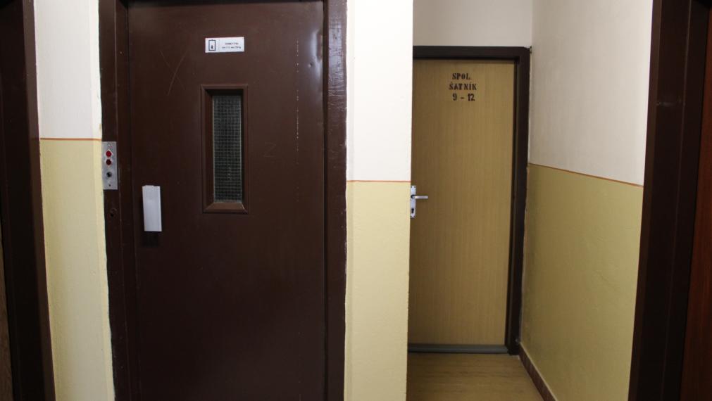 EXKLUZÍVNE-SPEKTRUM REALITY- Na Predaj 1-izbový byt, 39 m2, Kanianka, okres Prievidza