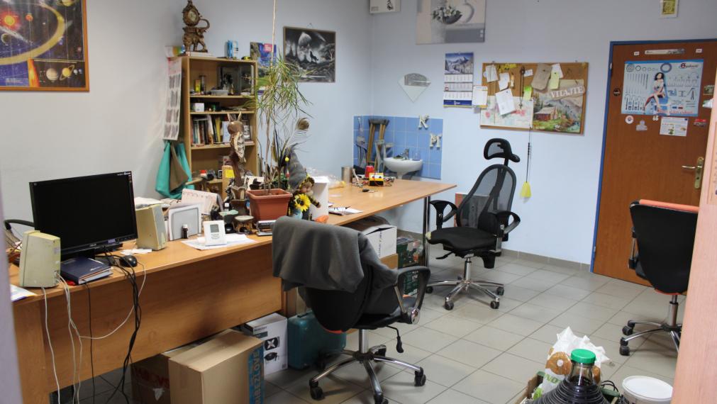 SPEKTRUM REALITY- Na predaj Rodinný dom/ objekt na podnikateľské účely s pozemkom 892 m2, Oslany, okres Prievidza