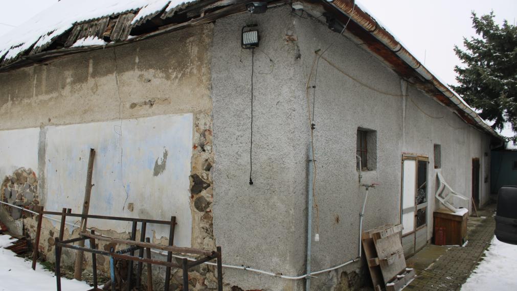 SPEKTRUM REALITY- Na predaj Rodinný dom/ objekt na podnikateľské účely s pozemkom 892 m2, Oslany, okres Prievidza