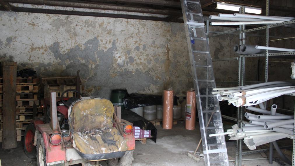 SPEKTRUM REALITY- Na predaj Rodinný dom/ objekt na podnikateľské účely s pozemkom 892 m2, Oslany, okres Prievidza