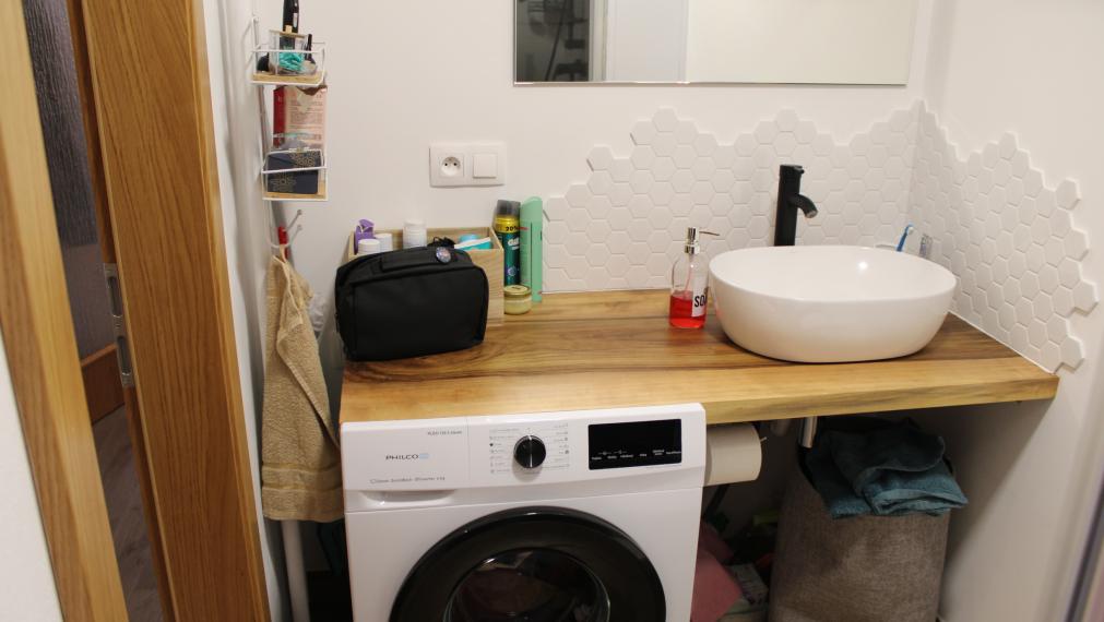 SPEKTRUM REALITY- Na Predaj komplet rekonštruovaný 1-izbový byt, 37,5 m2, Janova Lehota, okres Žiar nad Hronom