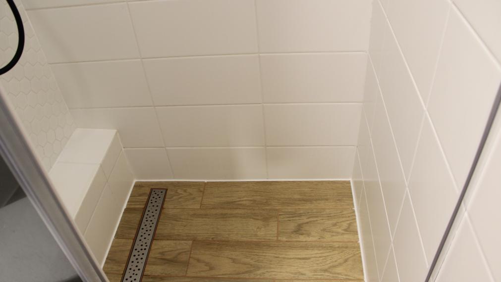 SPEKTRUM REALITY- Na Predaj komplet rekonštruovaný 1-izbový byt, 37,5 m2, Janova Lehota, okres Žiar nad Hronom