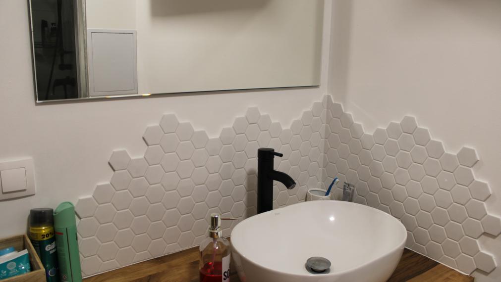 SPEKTRUM REALITY- Na Predaj komplet rekonštruovaný 1-izbový byt, 37,5 m2, Janova Lehota, okres Žiar nad Hronom