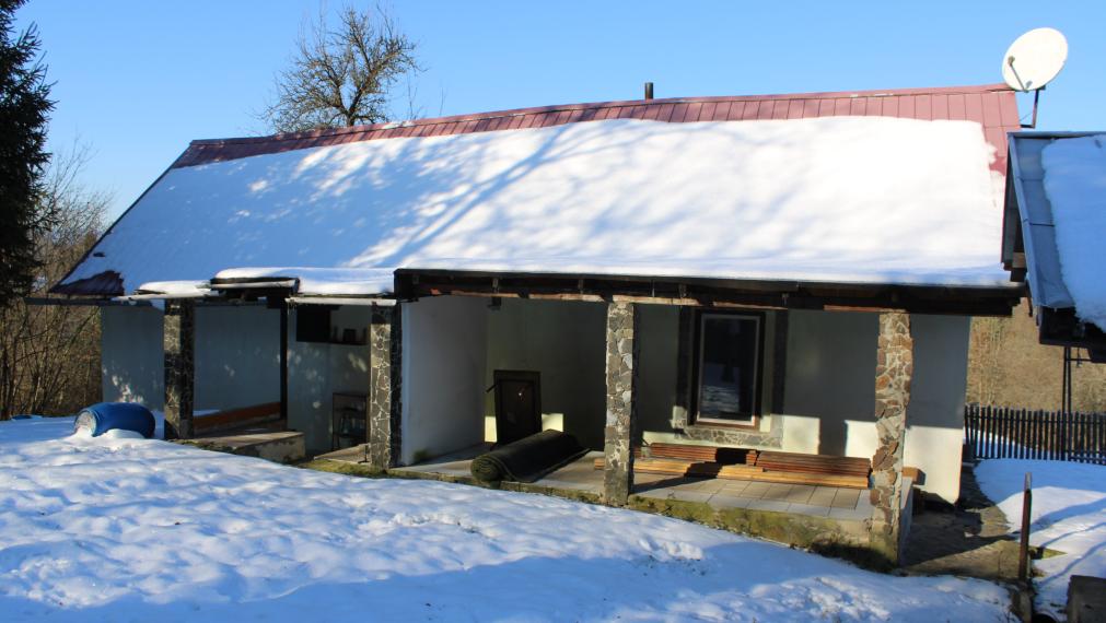 SPEKTRUM REALITY- Na Predaj Rekreačná chata v obci Vyhne, okres Žiar nad Hronom